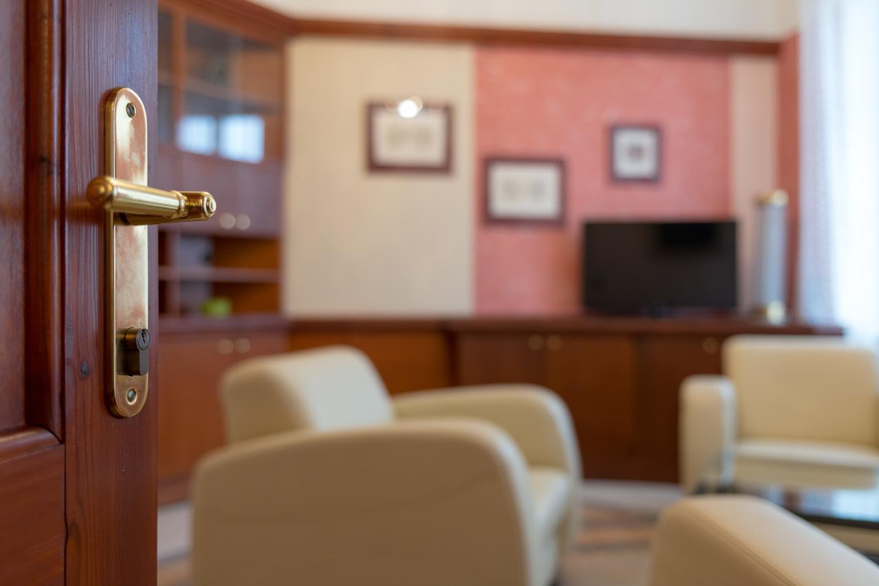 Pension Iberica Бърно Екстериор снимка